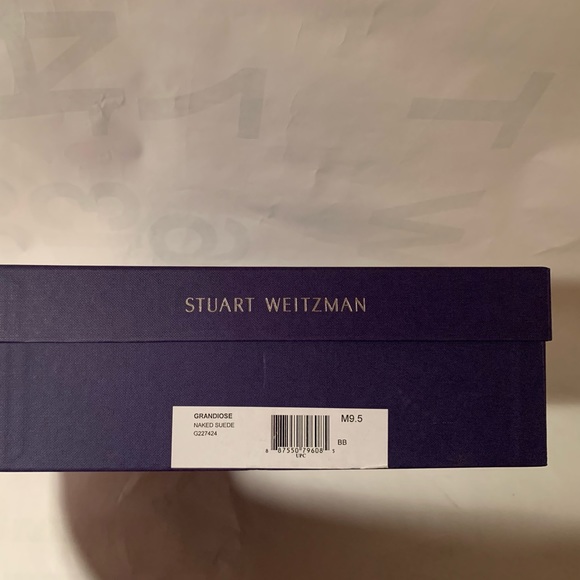 STUART WEITZMAN NWT SZ9.5 “Grandiose” suede ankle boot - Picture 9 of 9
